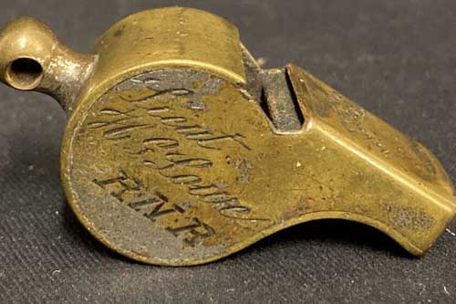 Cận cảnh chiếc còi của sĩ quan tàu Titanic có giá gần 100 triệu đồng