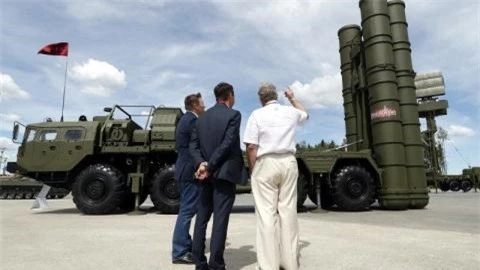 Cach choi cua Tho khi mua them S-400