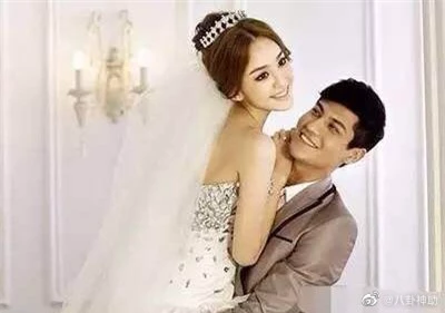 Địch Lệ Nhiệt Ba - Cổ Lực Na Trát chụp áo cưới: Nhan sắc một chín một mười - Ảnh 5