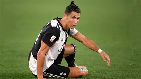 Ronaldo lại vô duyên với chấm luân lưu, lần đầu thua 2 trận chung kết liên tiếp