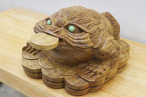 Lén đặt thứ này lên bàn thờ, 3 ngày sau gia chủ dễ đổi vận giàu sang, tiền bạc ùn ùn kéo về