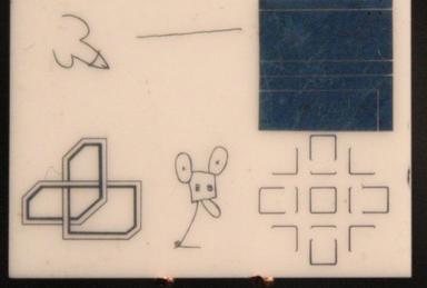 Khủng long đồ chơi và những món đồ kỳ lạ được các phi hành gia mang lên vũ trụ