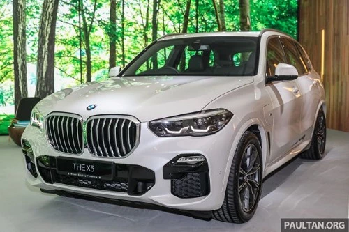 2020 BMW X5 xDrive45e PHEV.