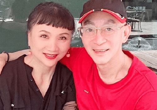 Nhan sắc của người phụ nữ gắn bó với 'Tôn Ngộ Không' Lục Tiểu Linh Đồng suốt 32 năm qua