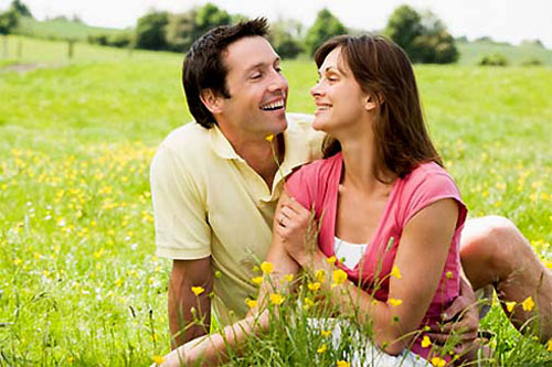 Sự kiên nhẫn được đền đáp sau 10 năm sống bên người điên