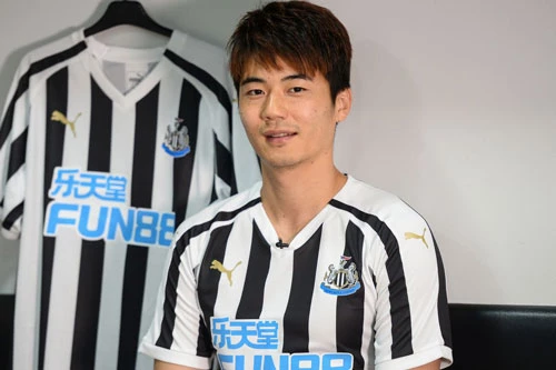 7. Ki Sung-yueng (Hàn Quốc - Swansea City, Sunderland, Newcastle United).