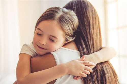 Khi bánh đúc có xương'