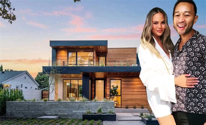 Vợ chồng ca sĩ John Legend - người mẫu Chrissy Teigen bỏ ra 5,1 triệu USD tậu biệt thự hiện đại ở Tây Hollywood vào tháng 5.