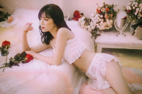 Những khoảnh khắc siêu yêu của nữ game thủ 'hot' nhất nhì Việt Nam