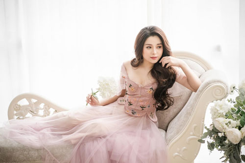 Hai năm vừa làm việc vừa điều trị ung thư của Diệu Linh