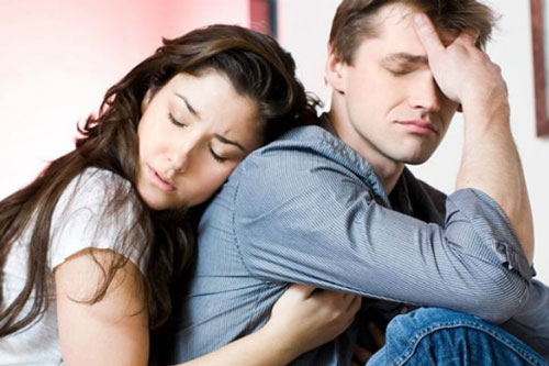 Tôi chẳng thể chia tay bạn gái dù gia đình chê bai em hết lời