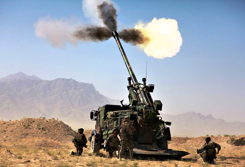 Qu&#xE2;n &#x111;&#x1ED9;i S&#xE9;c thay ph&#xE1;o t&#x1EF1; h&#xE0;nh n&#x1ED9;i b&#x1EB1;ng ph&#xE1;o Ph&#xE1;p