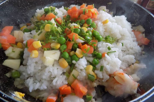 Đổi vị cuối tuần với món cơm chiên dứa tại nhà siêu ngon