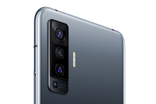 Smartphone 5G, RAM 8 GB, chip S765G, pin sạc siêu tốc, giá hơn 11 triệu