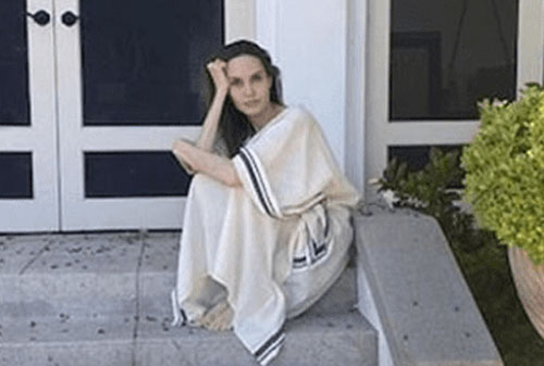Angelina Jolie gây hoang mang với hình ảnh gầy tong teo sau thời gian tự cách ly vì dịch COVID-19