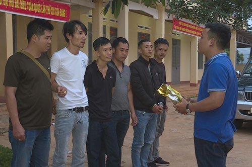 Đắk Lắk: Nhóm đối tượng vận chuyển hơn 1,8kg ma túy đá bị bắt trên đường đi tiêu thụ