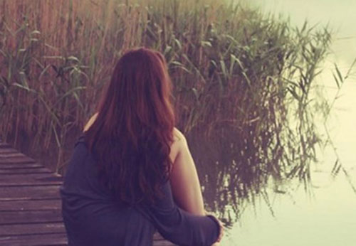 Tôi không thể quên được bạn gái đã mất để bắt đầu mối tình mới