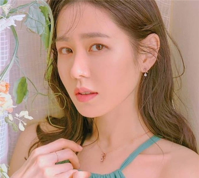 Cuộc đời giống nhau đến kỳ lạ giữa Son Ye Jin và bạn thân nhất showbiz - Ảnh 5