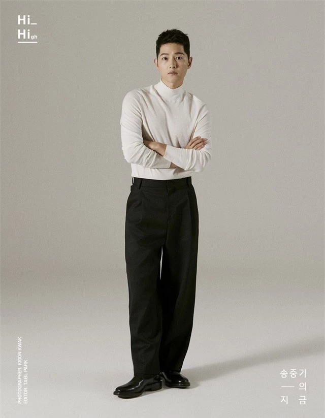 Song Joong Ki tung bộ ảnh mới, hé lộ cuộc sống đời tư - Ảnh 2.