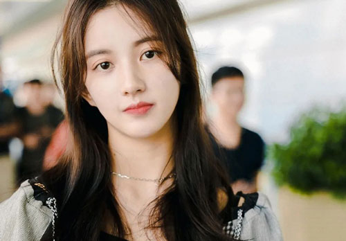 Tình nhân của Lee Byung Hun và các thần tượng bị đuổi khỏi nhóm nhạc