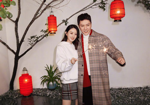 Con trai Triệu Lệ Dĩnh - Phùng Thiệu Phong lần đầu lộ diện