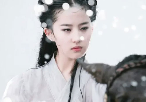 Những hình ảnh từng bị cắt bỏ của ‘Tiểu Long Nữ’ Lưu Diệc Phi khiến Cnet điên đảo