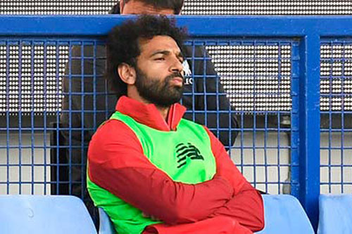 Klopp bị fan Liverpool chỉ trích vì để Salah trên ghế dự bị
