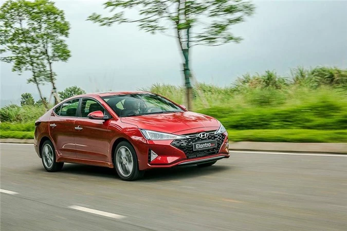 xe sedan gia tu 700 den 800 trieu dong anh 1