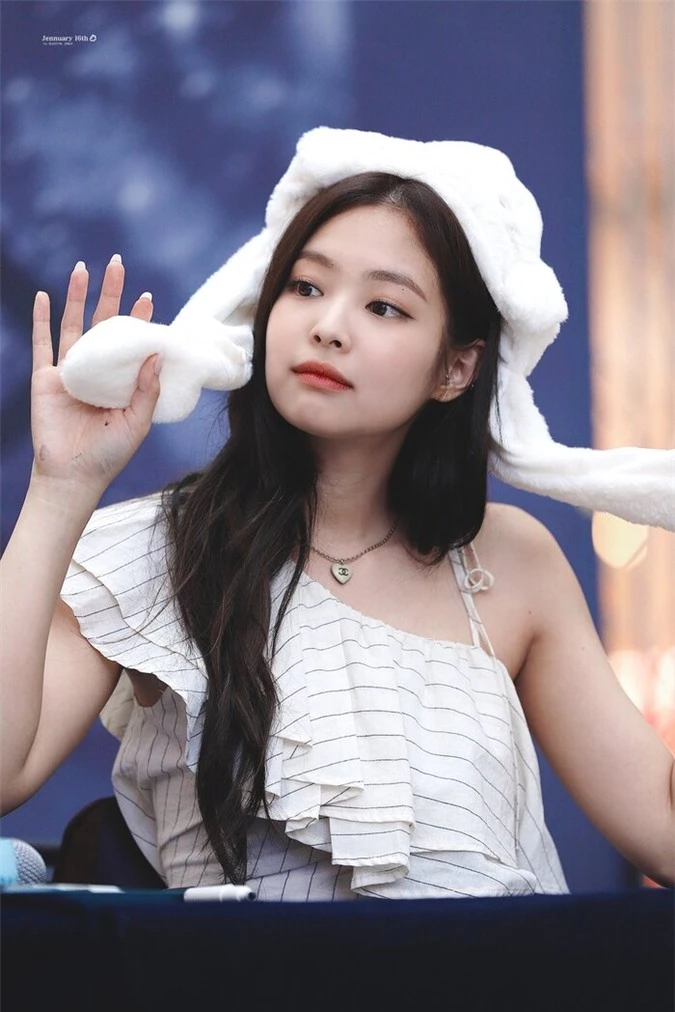 6 idol Kpop 'xém' bị hủy hoại vì scandal giả: Jennie, Kim Woo Seok chưa là gì so với T-ARA! - Ảnh 7