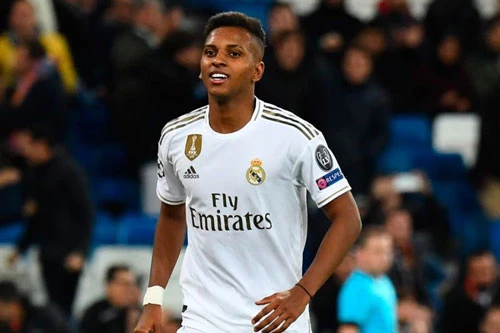 8. Rodrygo Goes (Real Madrid - Mức lương hiện tại: 130.000 bảng/tuần).