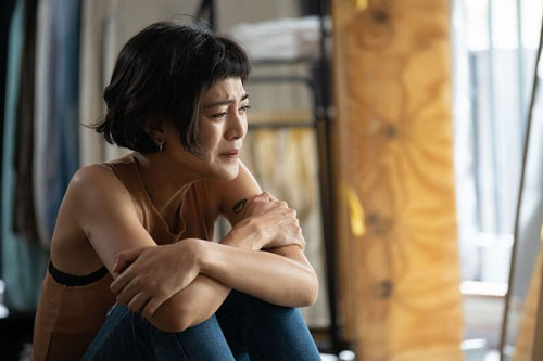 Dẫn người yêu đến ra mắt, anh bất ngờ ghé tai mẹ tôi hỏi nhỏ khiến bà vội vàng bỏ đi