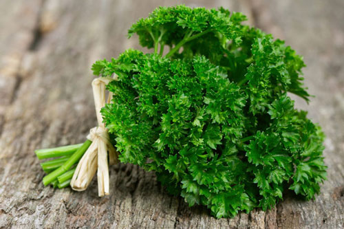 Cách trì hoãn ngày "đèn đỏ" đơn giản, an toàn giúp chị em thoải mái đi du lịch