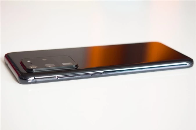 Galaxy S21 Ultra có thể dùng cảm biến 150MP, camera selfie dưới màn hình?