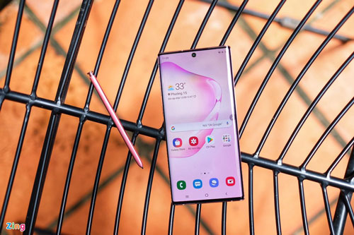 Những smartphone Android cao cấp 'giá hời' đáng mua nhất hiện nay