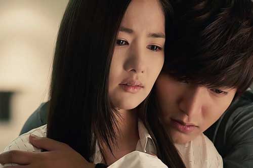 Chồng ngoại tình, đàn bà khôn ngoan hãy nên hỏi một câu duy nhất