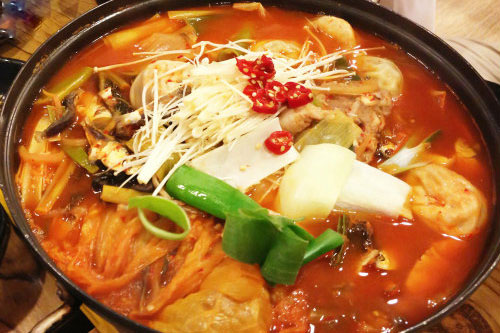 Cách làm canh kim chi đậu phụ chuẩn vị Hàn Quốc cả nhà đều mê