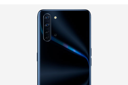 Oppo giới thiệu smartphone chống nước RAM 6 GB, pin 4.025 mAh, giá gần 9 triệu