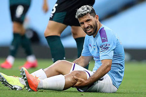 Man City 'trả giá đắt' sau chiến thắng '5 sao' trước Burnley