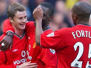 Đồng đội cũ muốn đoạt 'ghế nóng' của Solskjaer ở M.U