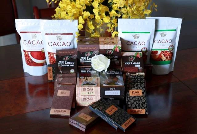 Các dòng sản phẩm từ Cacao Tây Nguyên đang được khách hành trong và người nước ưa chuộng.