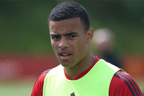 Greenwood làm choáng ngợp các đồng đội ở M.U trên sân tập thế nào?