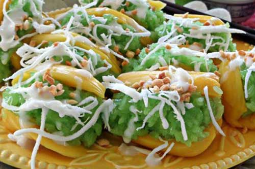 Bữa sáng đã miệng với món xôi mít lá dứa