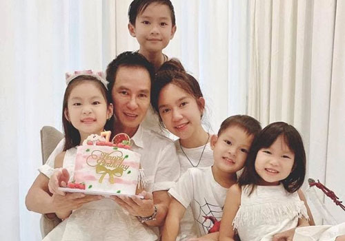 Sinh ra trong gia đình 'chẳng có gì ngoài điều kiện', nhưng con gái Lý Hải đã sớm nghĩ đến việc tiết kiệm tiền cho ba mẹ