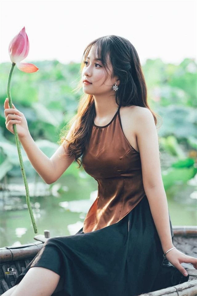 Nữ sinh Thái Nguyên sở hữu vẻ đẹp đúng chuẩn “thanh xuân vườn trường” - 10