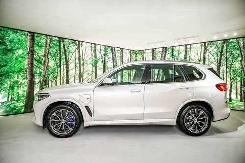 Ngắm BMW X5 phiên bản siêu tiết kiệm xăng, giá gần 2,4 tỷ đồng