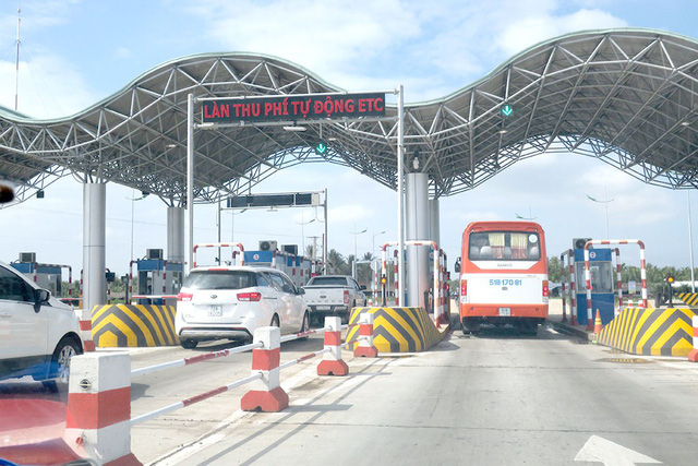 Chính phủ yêu cầu Bộ GTVT đẩy nhanh tiến độ thu phí điện tử không dừng