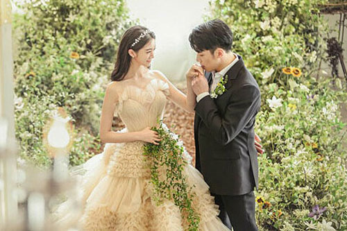 Cựu thành viên Wonder Girls cưới VĐV Taekwondo