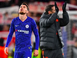 Lampard có nguy cơ lặp lại sai lầm trước Man City