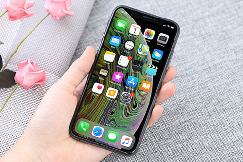iPhone XS giảm giá 'kịch sàn' tại Việt Nam, về mức đáy mới khiến fan 'phát sốt'