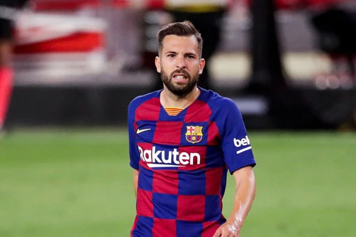 Hậu vệ trái: Jordi Alba (Barcelona, 31 tuổi, giá trị chuyển nhượng: 40 triệu euro).